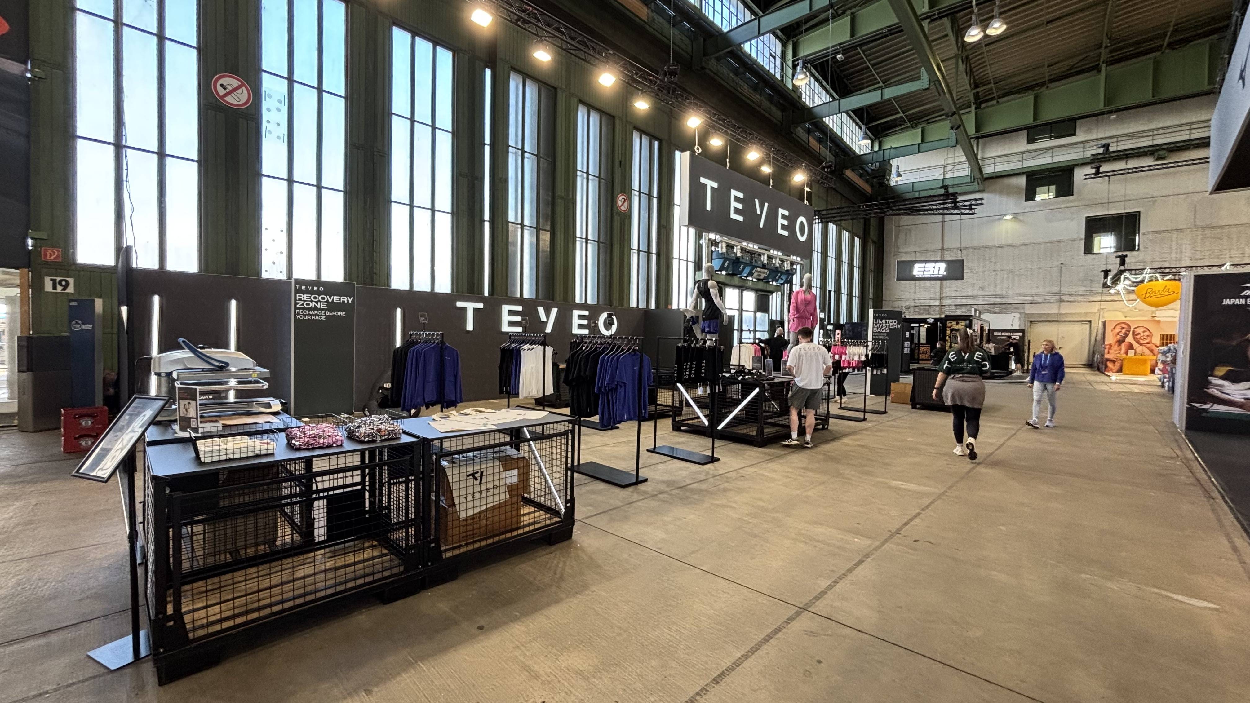 Teveo Berlin Marathon Expo Messestand